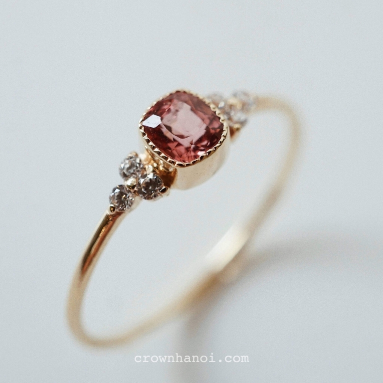 SPINEL CLUSTER RING