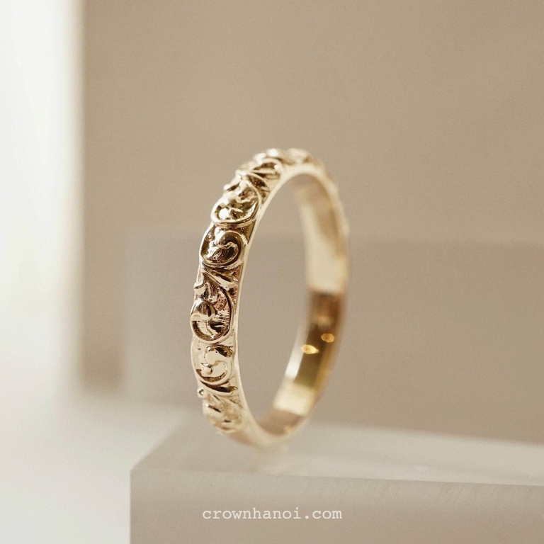 BOTANICAL BAND RING