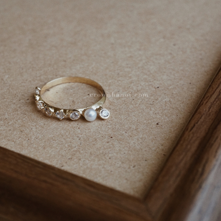 UFO DROP STONE PEARL RING