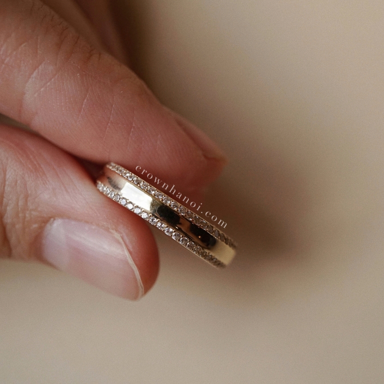 DOUBLE LINE PAVE MAN BAND RING