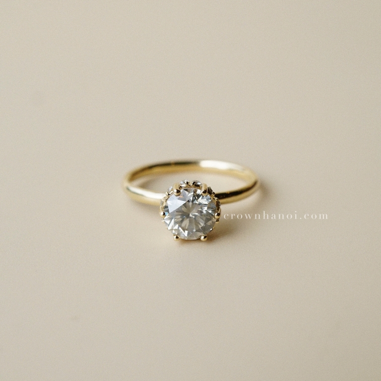 HIDDEN HALO GREY DIAMOND SOLITAIRE RING