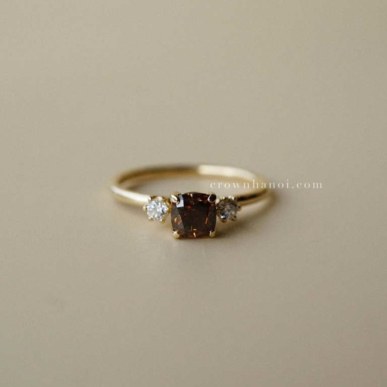 THREESTONE CHAMPAGNE DIAMOND RING