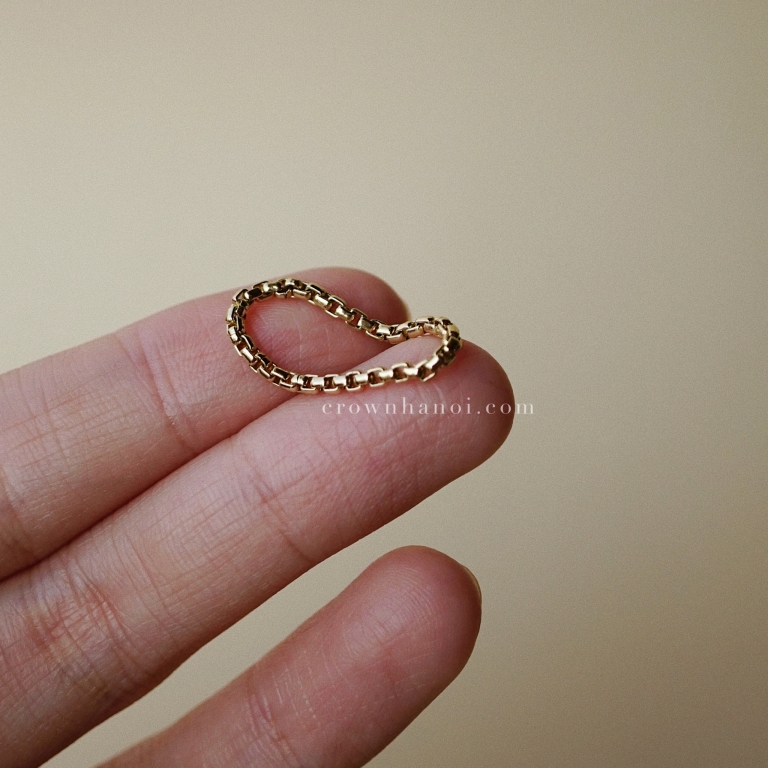 VENETIAN BOX CHAIN RING