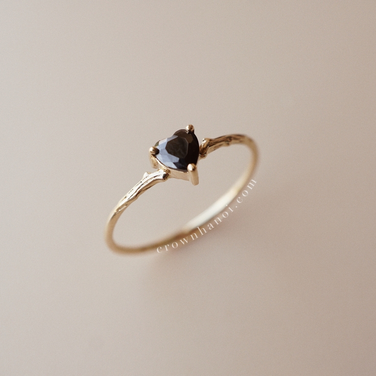 WOODEN HEART RING