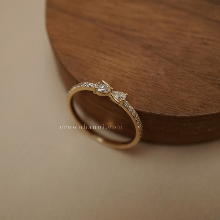 BOW TULIP PAVE RING