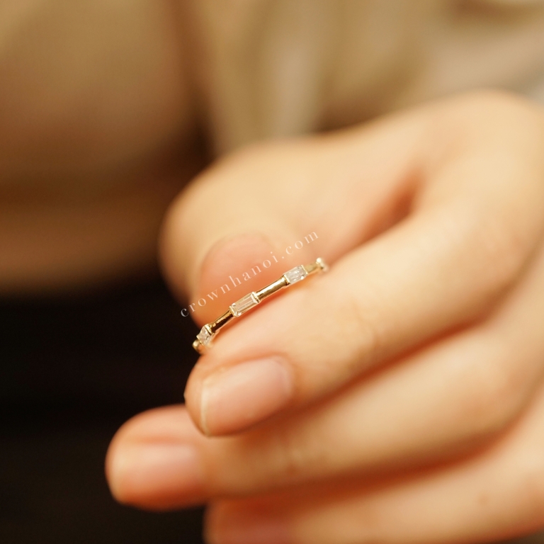 RECTANGLE ALTERNATE SKINNY RING