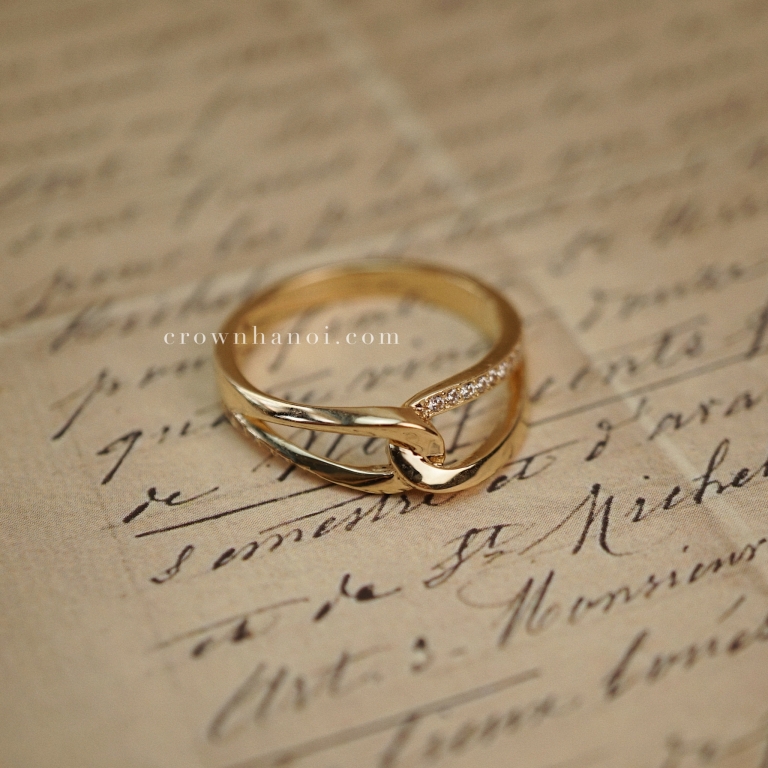 PROMISE KNOT PAVE RING