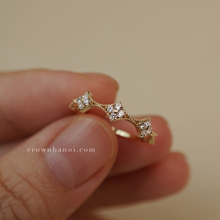 TRIPLE CLOVER LEAF RING